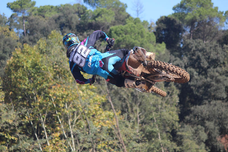 Podium de Ander Valent&iacute;n en la cuarta cita del Campeonato de Espa&ntilde;a de Mx-2.